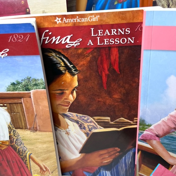 AMERICA GIRL COLLECTION #21 BOOKS - Picture 9 of 16